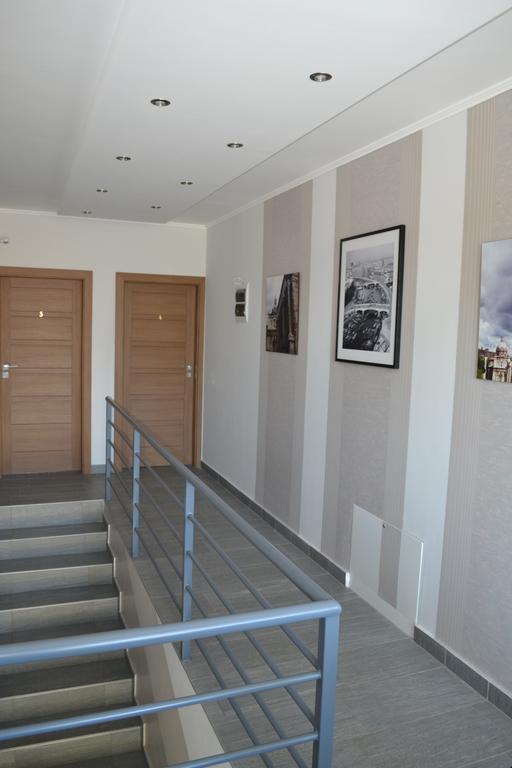 Váci Vendégház Nyíregyháza Exterior foto