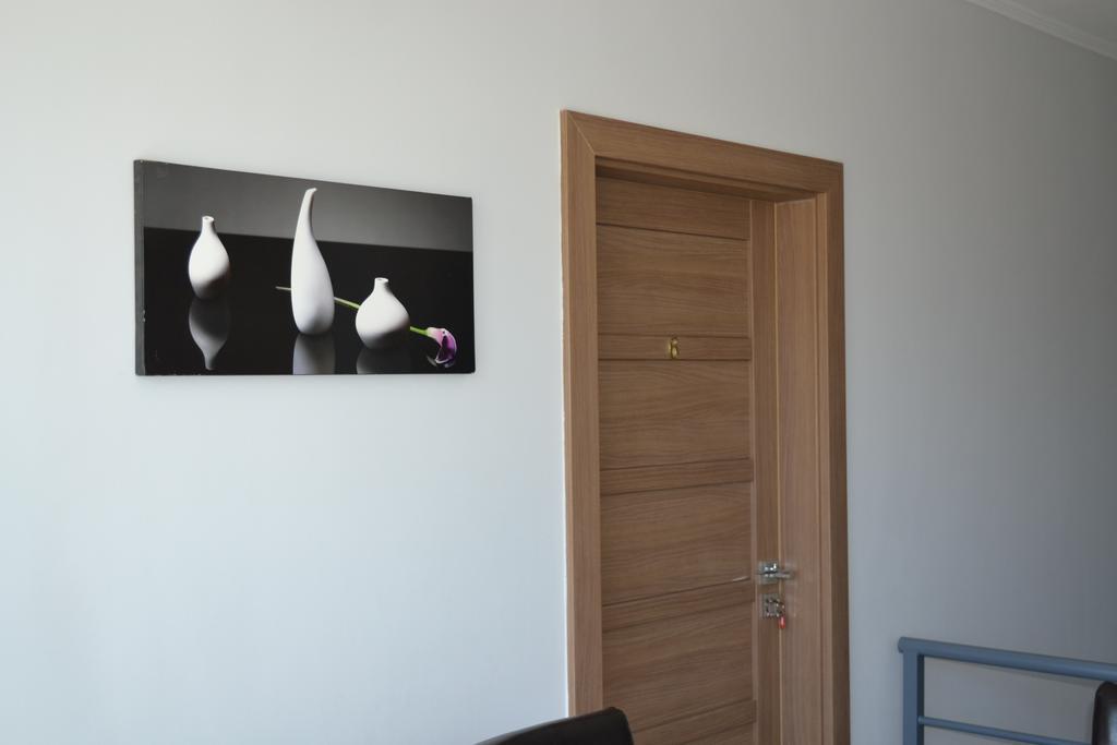 Váci Vendégház Nyíregyháza Exterior foto