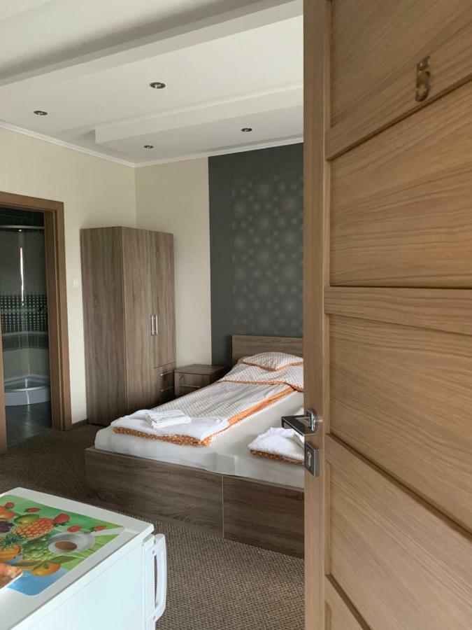 Váci Vendégház Nyíregyháza Exterior foto