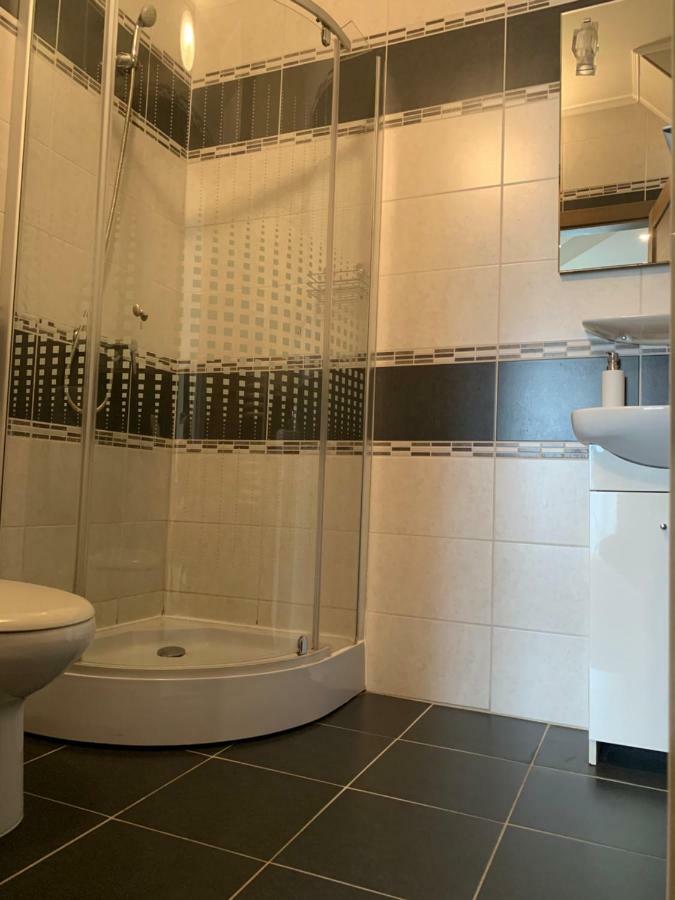 Váci Vendégház Nyíregyháza Exterior foto