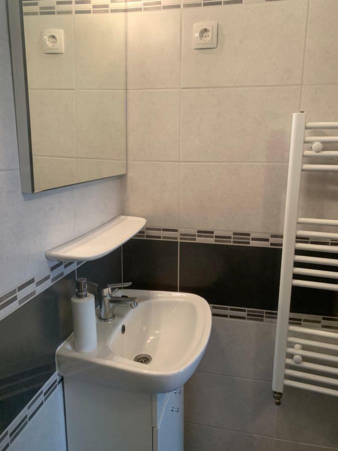 Váci Vendégház Nyíregyháza Exterior foto